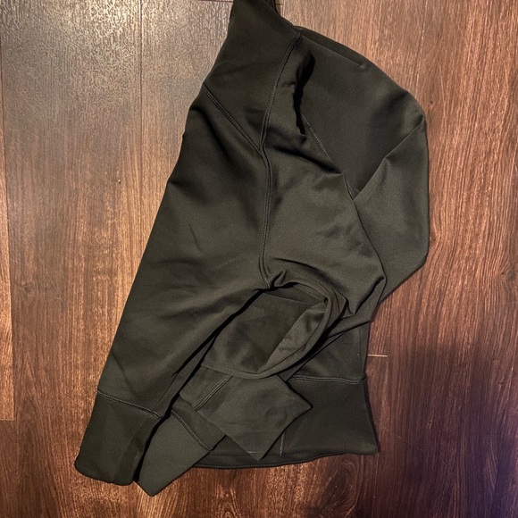 Half zip - Picture 2 of 3